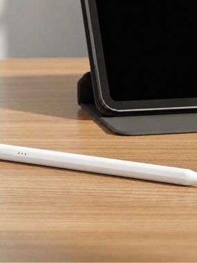 Universal White Stylus Pen for Tablets and Touch Devices